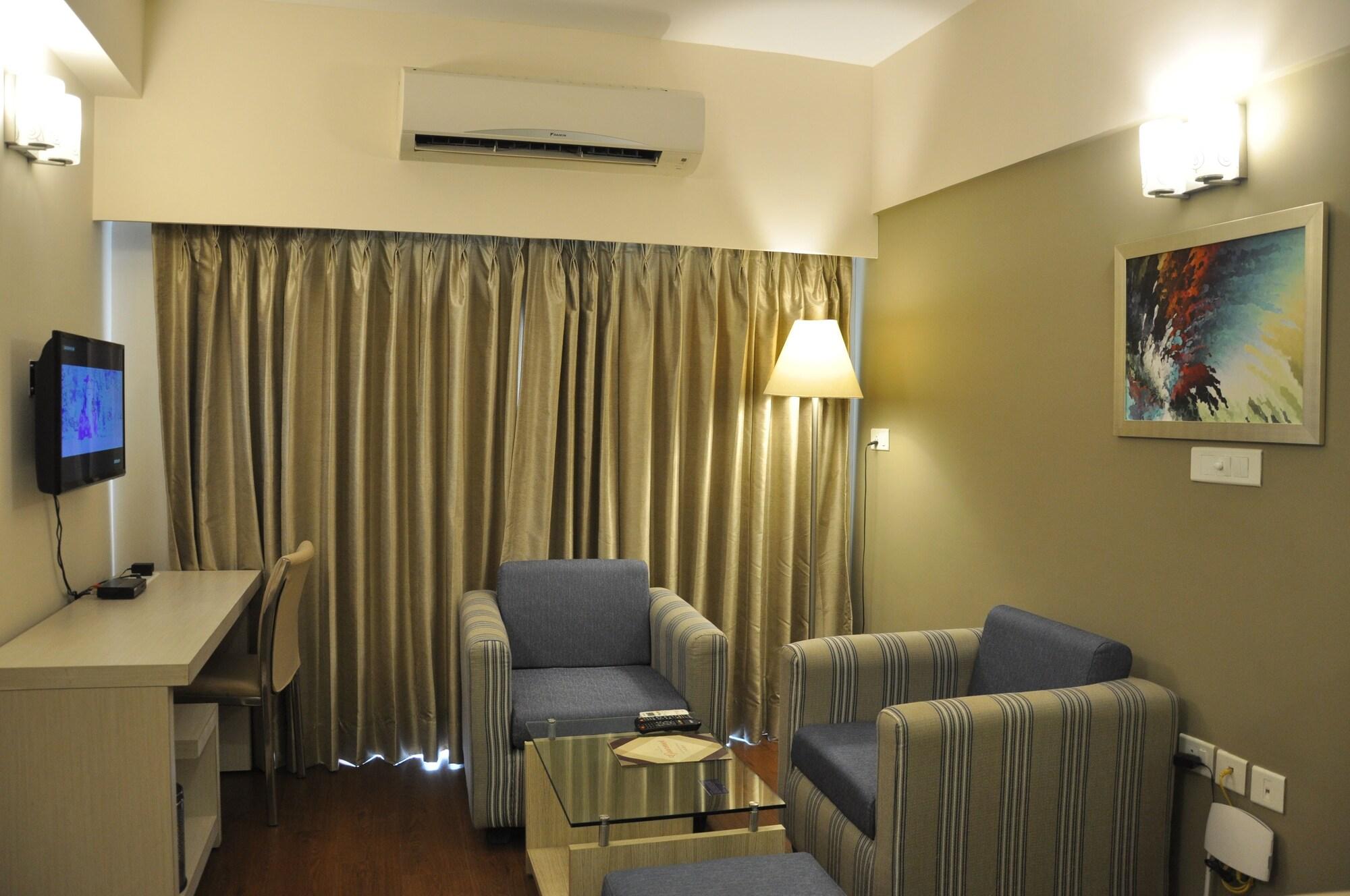 Starlit Suites Bangalore Kammasandra Buitenkant foto