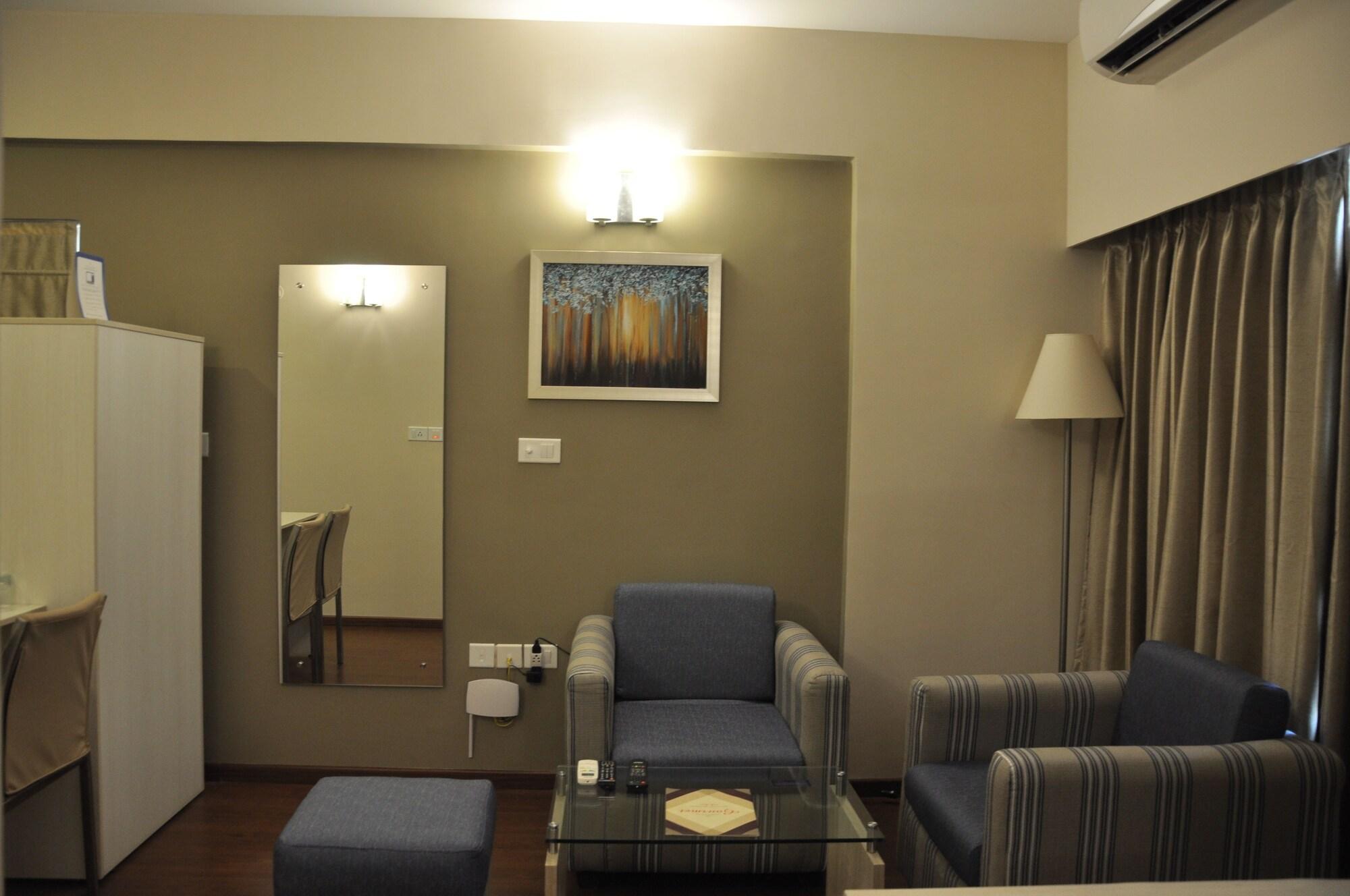 Starlit Suites Bangalore Kammasandra Buitenkant foto