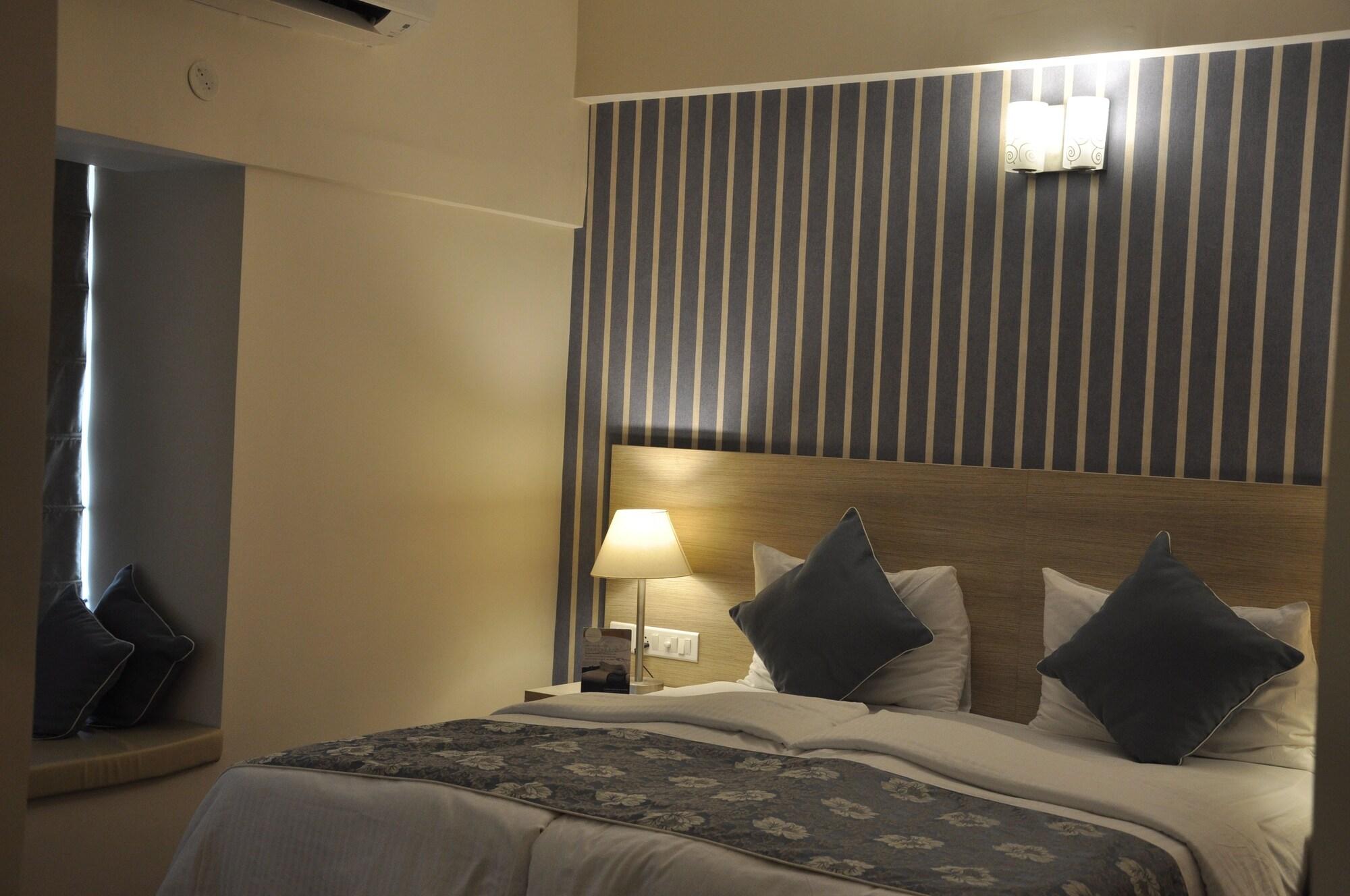 Starlit Suites Bangalore Kammasandra Buitenkant foto