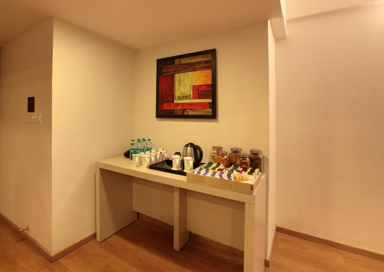 Starlit Suites Bangalore Kammasandra Buitenkant foto