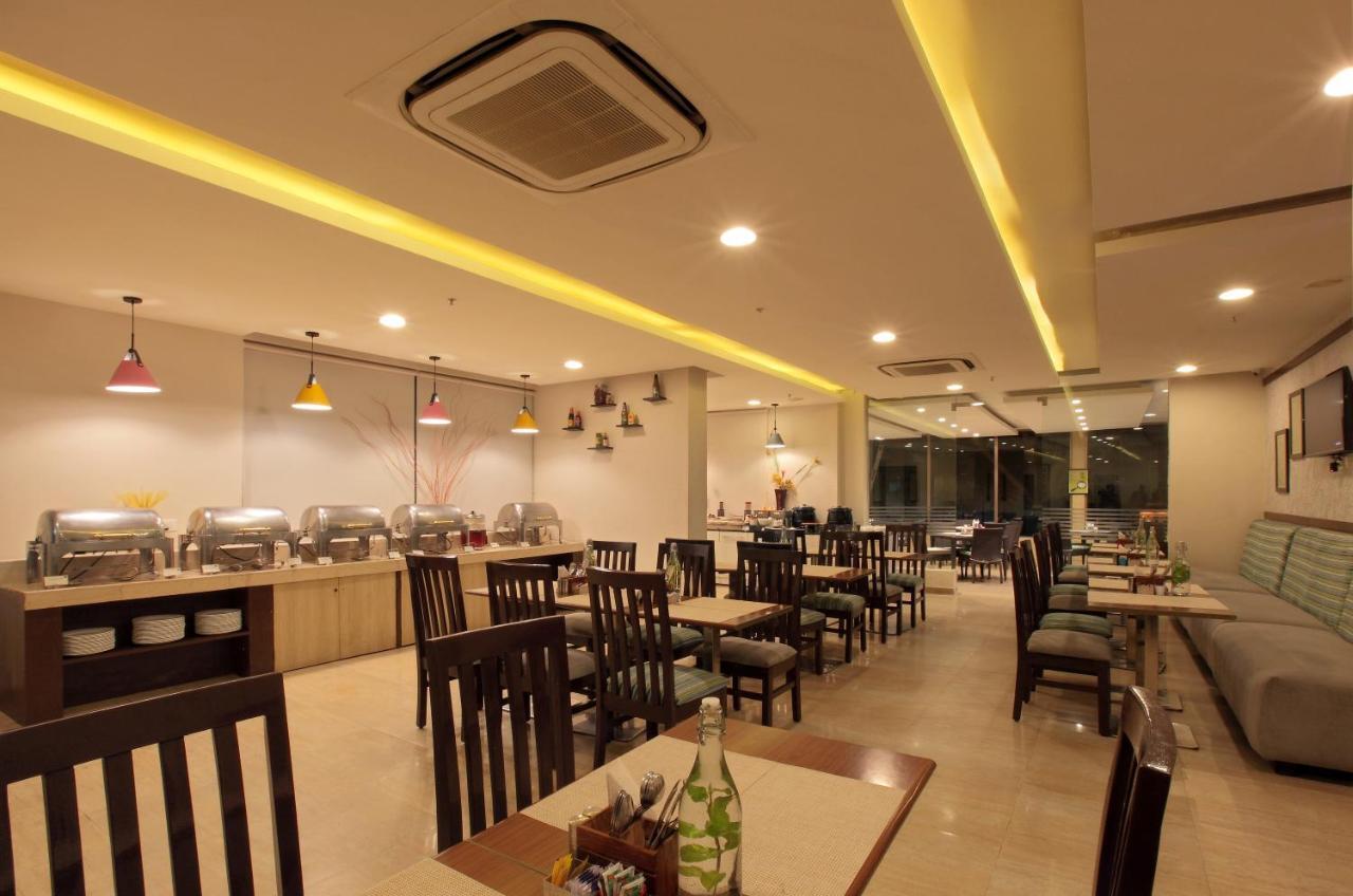Starlit Suites Bangalore Kammasandra Buitenkant foto