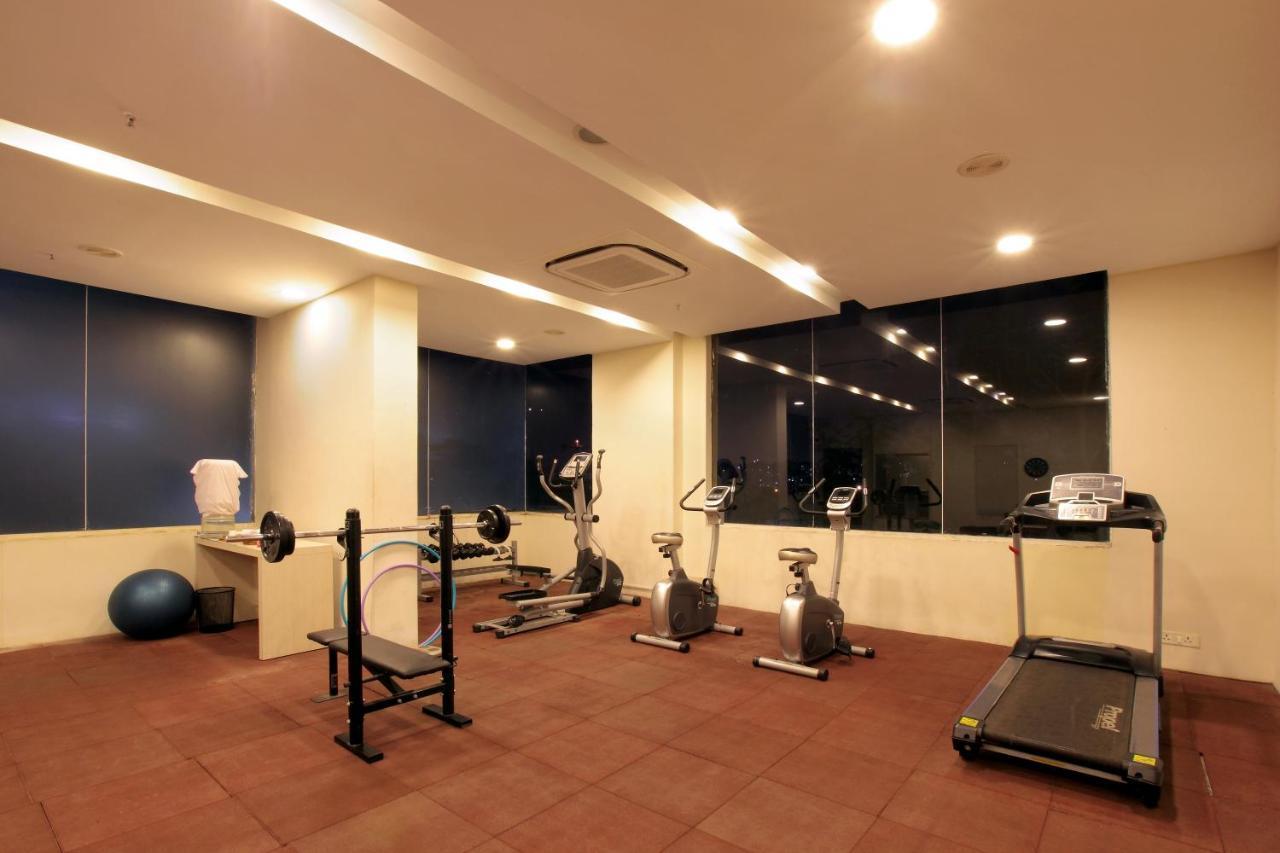Starlit Suites Bangalore Kammasandra Buitenkant foto