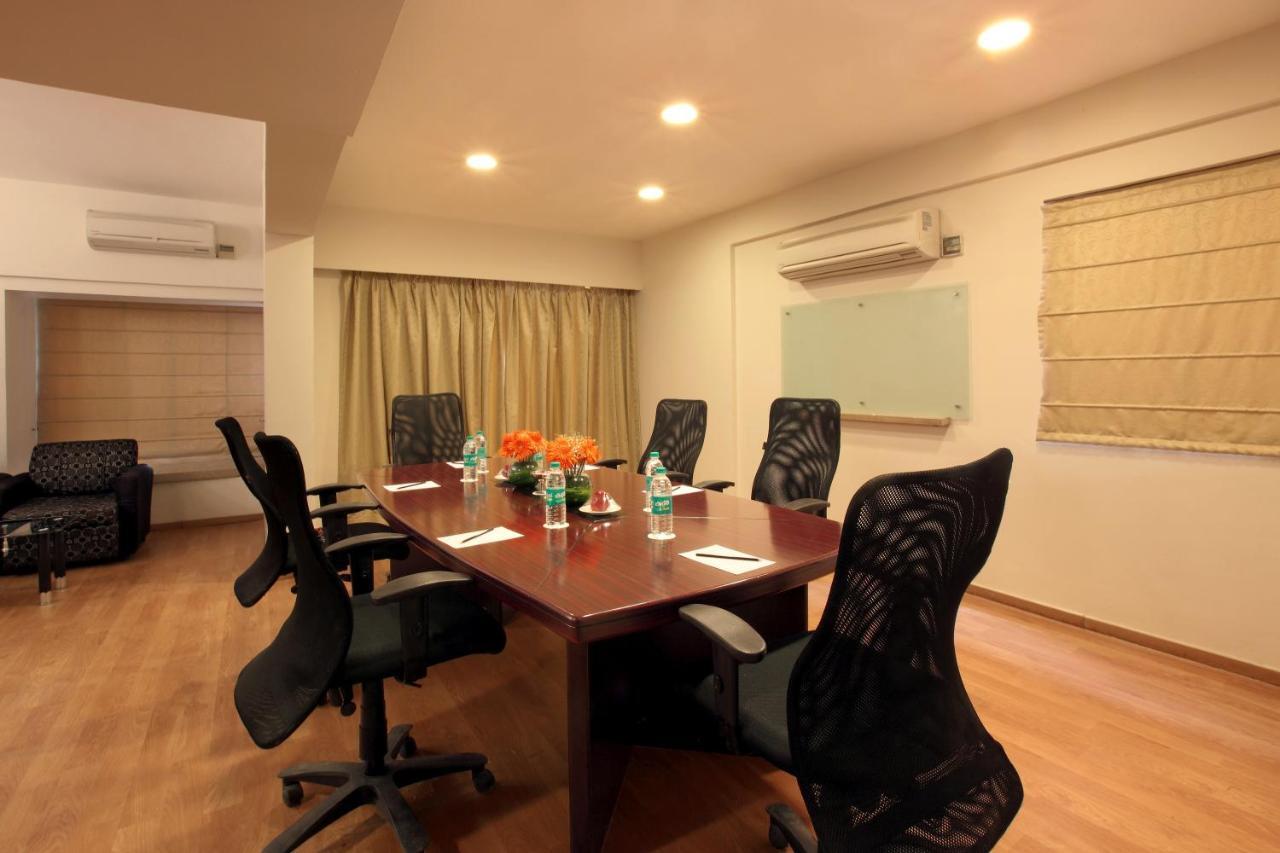 Starlit Suites Bangalore Kammasandra Buitenkant foto